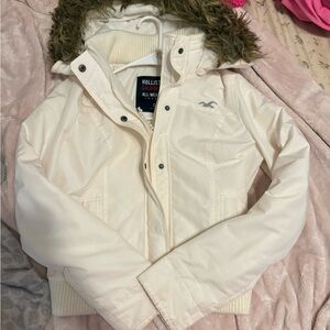 vintage Hollister Women's Cream Jacket with Faux Fur Hood